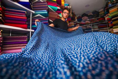 ÜMRANİYE KUMAŞÇILAR ÇARŞISI: PERAKENDE KUMAŞTAKİ GÜÇLÜ ADRES