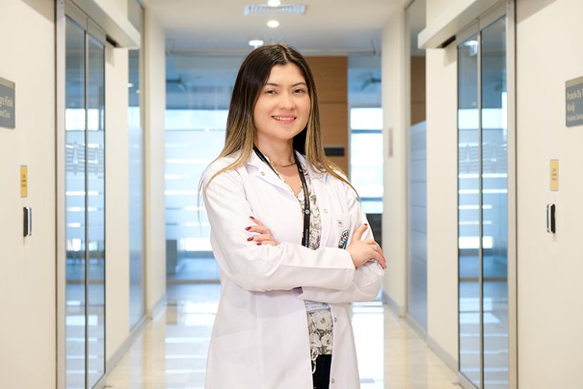 DİŞ RENGİ SAĞLIK HAKKINDA İPUÇLARI VERİYOR!