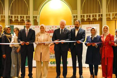 İSTANBUL’DA YETİMLER YARARINA SANAT SERGİSİ