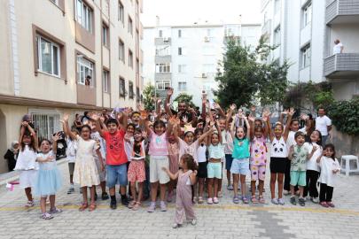 KÜÇÜKÇEKMECE’DE ‘SOKAKTA OYUN VAR’