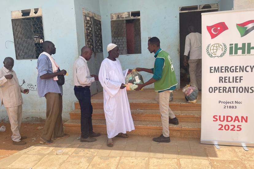 İHH, SUDAN’DA 4 BUÇUK MİLYONDAN FAZLA KİŞİYE YARDIM ULAŞTIRDI