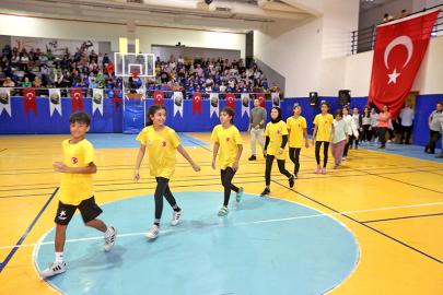 KÜÇÜKÇEKMECE'DE KIŞ SPOR OKULU BAŞLADI