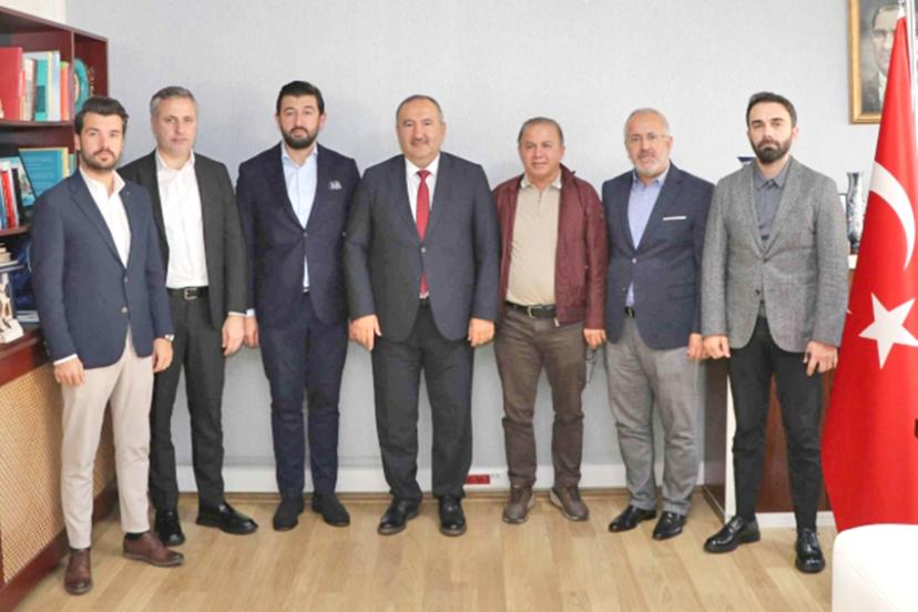 PESİAD’TAN PENDİK İLÇE MİLLÎ EĞİTİM MÜDÜRLÜĞÜ’NE ZİYARET