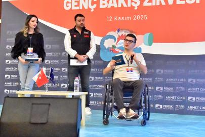 PENDİK'TE GENÇLER AFETİ KONUŞTU