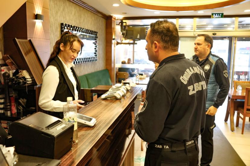 Ümraniye Belediyesi Zabıta Ekipleri Tepeüstü'nde Denetim