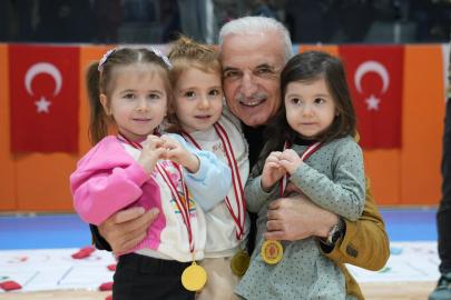 Başkan Yıldırım, Çocuklarla Teneffüste