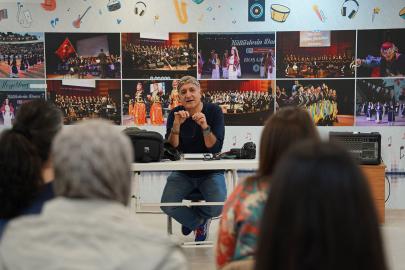 Fotoğraf Tutkunları Tuzla’nın Sokaklarında Buluştu