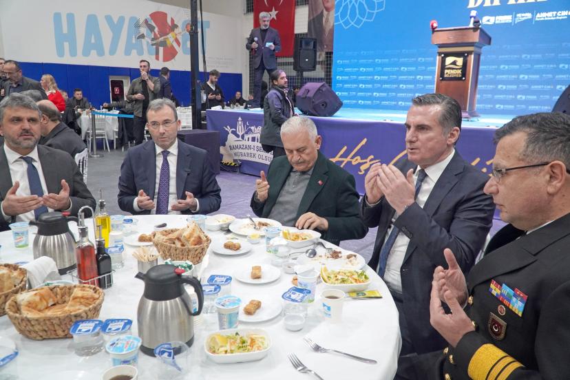 Başkan Cin'den Protokol İftarında 'Borçsuz Belediyecilik' Mesajı