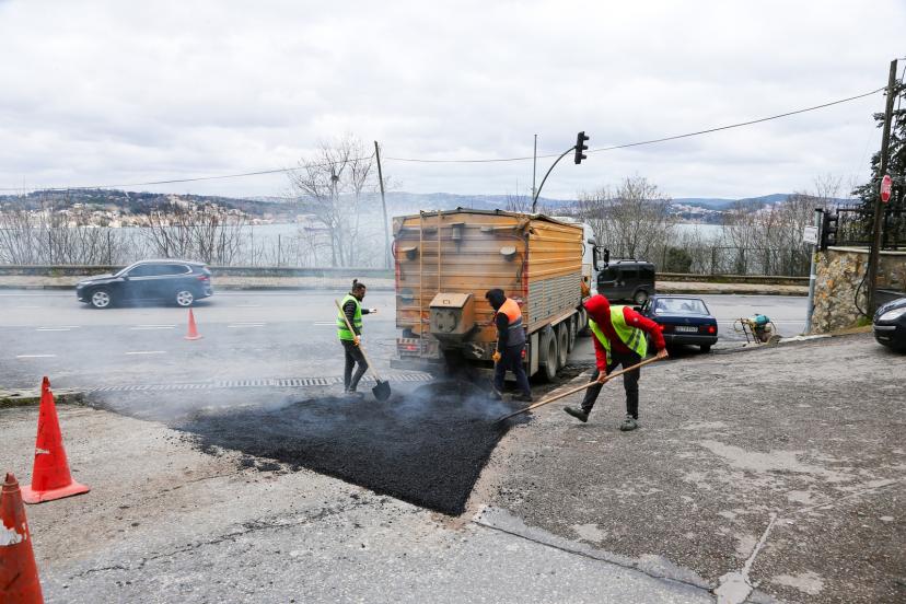 Beykoz’da 2 Günde 90 Ton Asfalt Serildi
