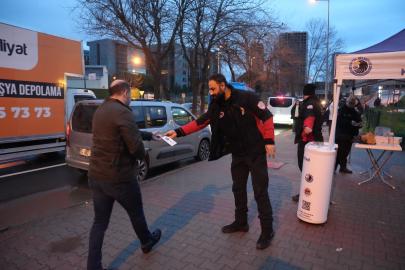 Kartal'da Depremi Unutturmamak İçin Broşür Dağıtıldı