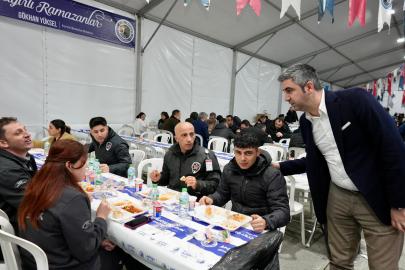 Kartallılar Ramazan’ın İlk İftarında Aynı Sofrada Buluştu