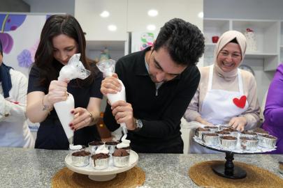 Tuzla’da Mercan Sanat Merkezi Açıldı