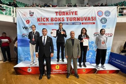 Bağcılar Belediyesi personeli Türkiye Kick Boks Şampiyonu oldu