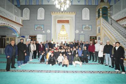 ENDERUN TERAVİHİ GELENEĞİ ÜMRANİYE’DE YAŞATILIYOR