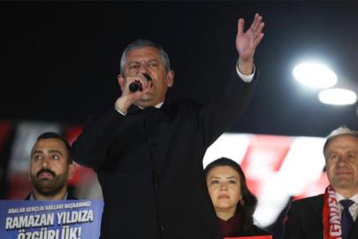 Özgür Özel Pendik’te konuştu: “Huzura ve barışa omuz omuza yürüyoruz”