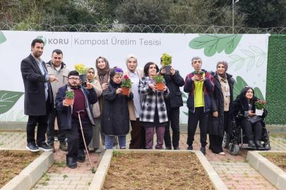 Ümraniye’de Özel Gereksinimli Bireyler Tohum Ekti