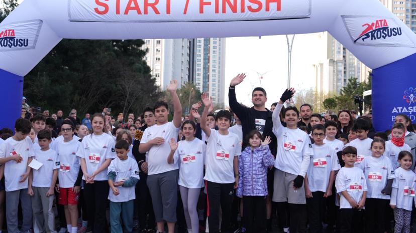 Ataşehir’de Bir İlk: 1200 Sporcu Ata Koşusu’nda Ter Döktü