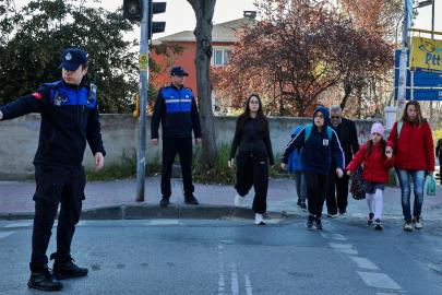 Beykoz’da okul önlerinde denetimler sıkılaştırıldı