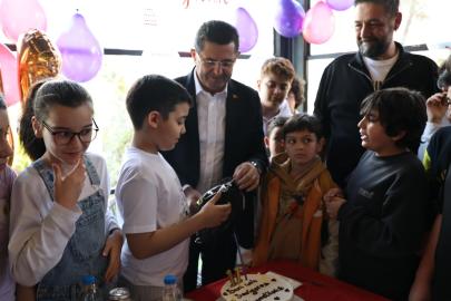 Çekmeköy'de Duygu Dolu Doğum Günü