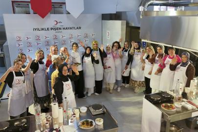 İYİLİKLE PİŞEN HAYATLAR ADANA’DA İYİLİĞİ BÜYÜTTÜ
