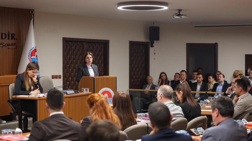 Maltepe Belediyesi’nin 2025 Yılı Faaliyet Raporu Meclis’te Kabul Edildi