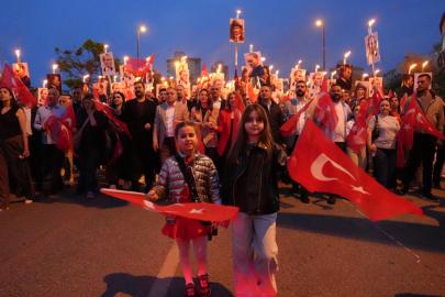 Ataşehir’de 19 Mayıs Coşkusu Meydanlara Taştı