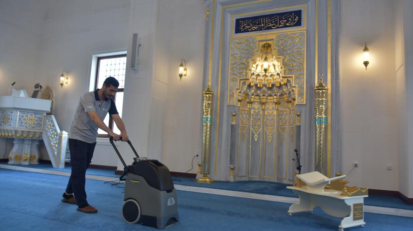 Pendik'te Camiler Bayramda Lavanta Kokacak