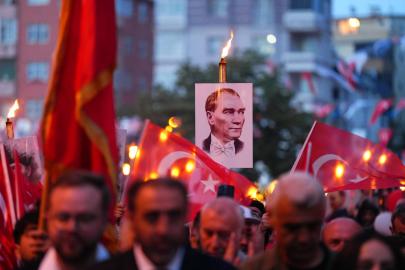 Kartal’da Gençlik Meşalesi Yandı