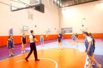 Pendik’te Okul Sporları Basketbol Turnuvası Tamamlandı