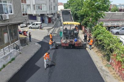 Küçükçekmece’de Asfalt Seferberliği: 157 Kilometrelik Yol Yenilendi