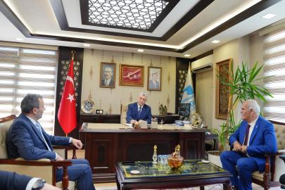 Ticaret Bakanı Ömer Bolat’tan Pendik’e Yakın Takip: Yatırımlar Ve Yeni Belediye Binası Masada