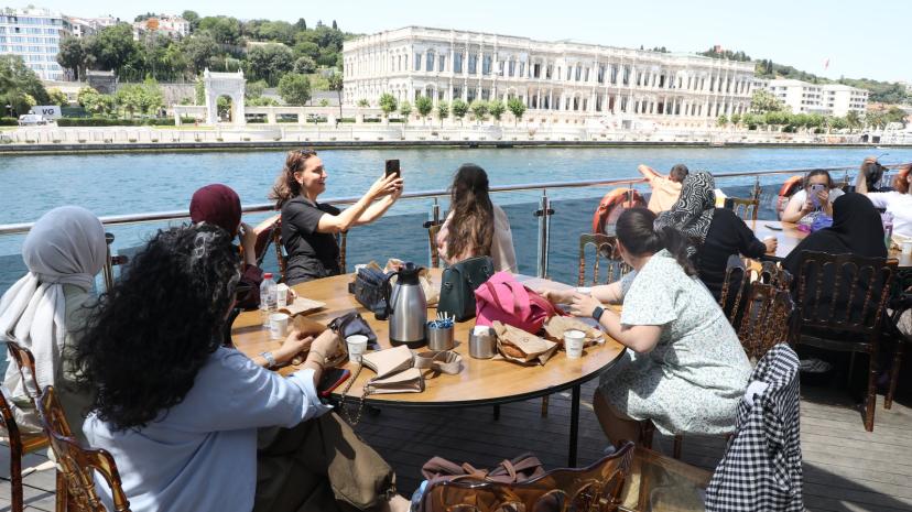 Eyüpsultanlı Kadınlar Boğazın Eşsiz Güzelliklerini Keşfetti