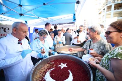 Küçükçekmece’de Muharrem Ayında Aşure Paylaşımı