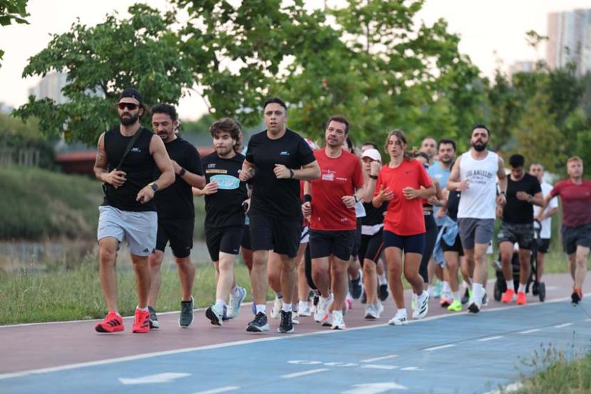 Küçükçekmece'de Ücretsiz Spor Etkinlikleri Sürüyor