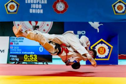 Ümraniye'de Judoda Madalya Yağmuru