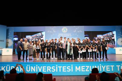 Üsküdar Üniversitesi 13. dönem mezunlarını uğurladı!