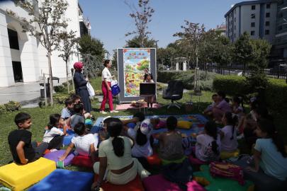 Bağcılar'da Minikler Açık Hava Kütüphanesiyle Buluşuyor
