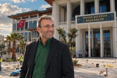 Pendik’te Yeni Ana Hizmet Binası ve Kent Meydanı Açılışa Hazır