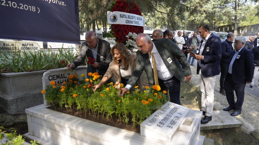 Cemal Şahan Kabri Başında Anıldı