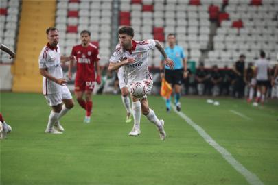 Pendikspor Deplasmanda Antalyaspor’u Yendi: 3-2