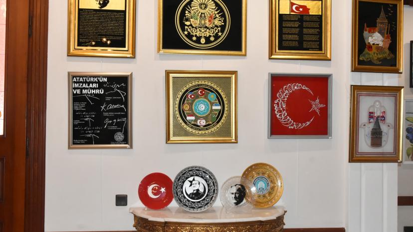 Pendik'te Sanat Seramiğe Nakşedildi