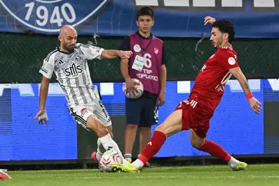 Sarıyer  Pendikspor'u 2 golle yendi